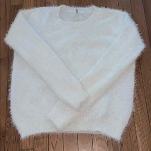 White MUDD sweater size (M)